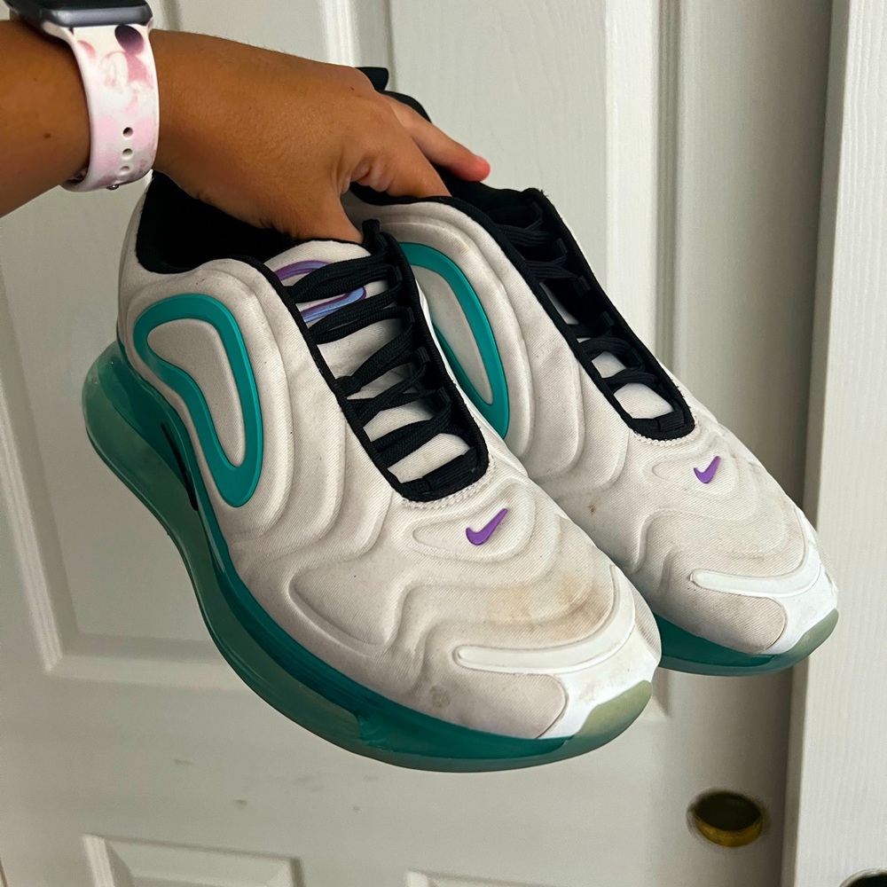 Nike Air Max 720